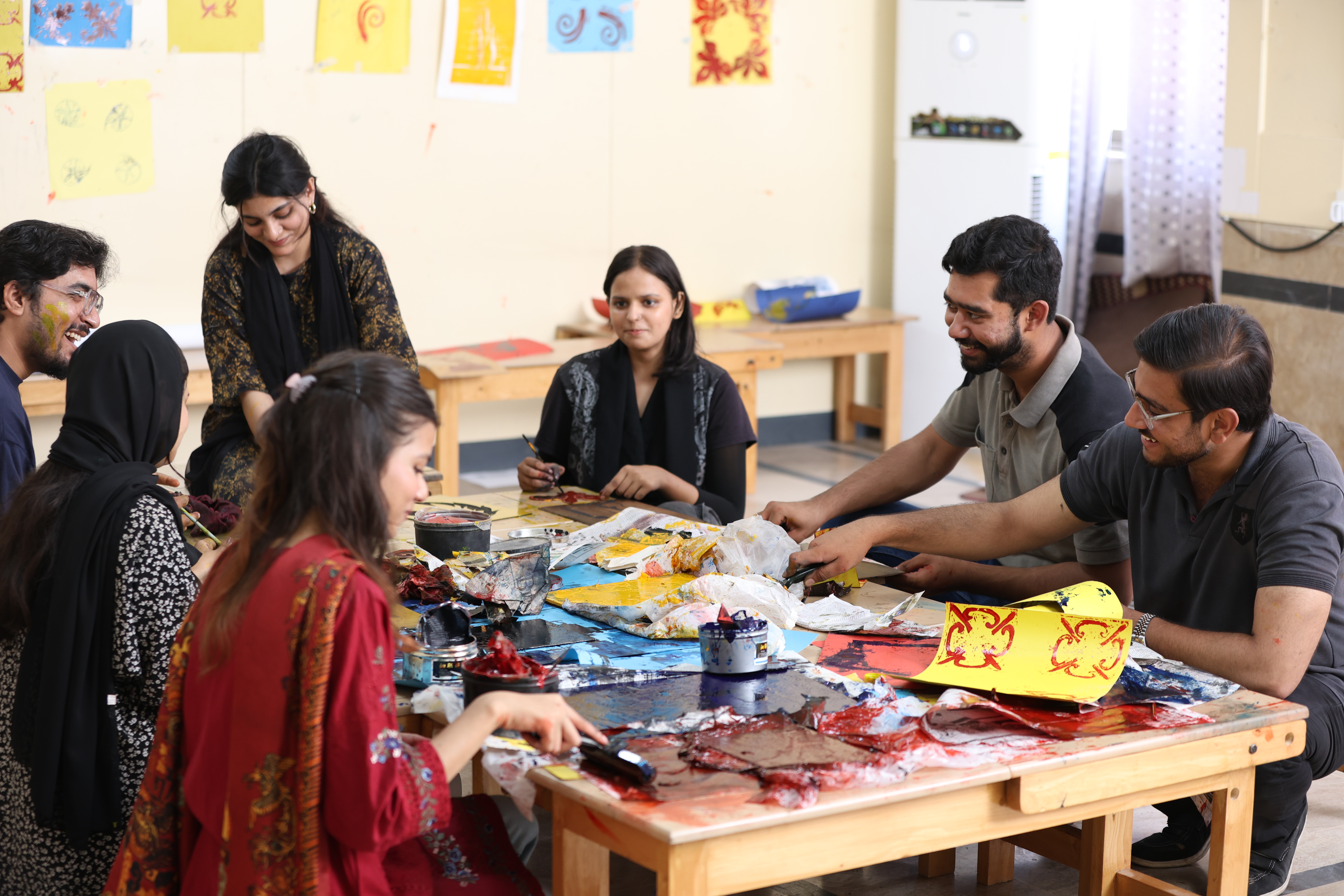 UOR students collaborating during a creative arts workshop